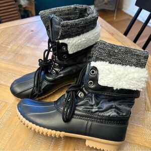 Henry Ferrera Black and Gray Winter Boots